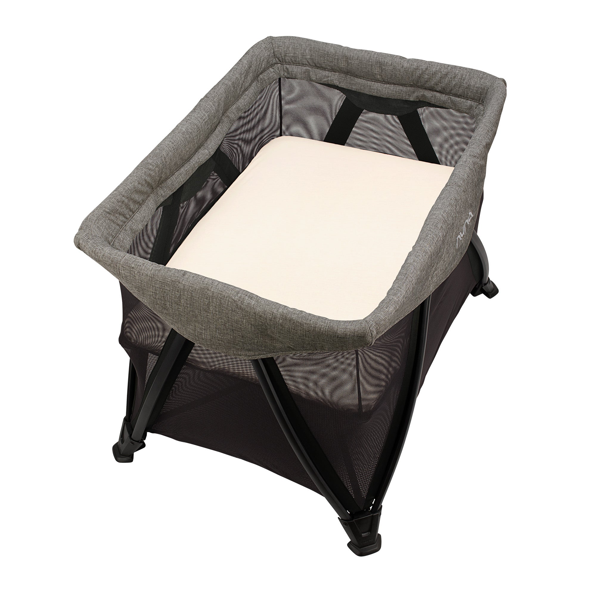 Nuna sena aire Travel Cot