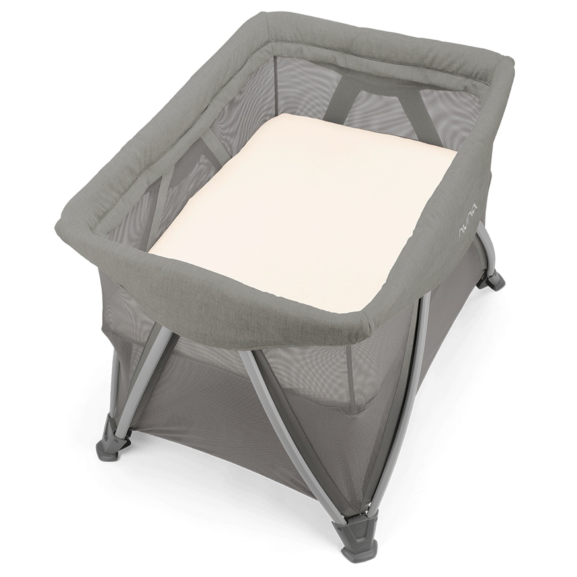 Nuna sena aire Travel Cot