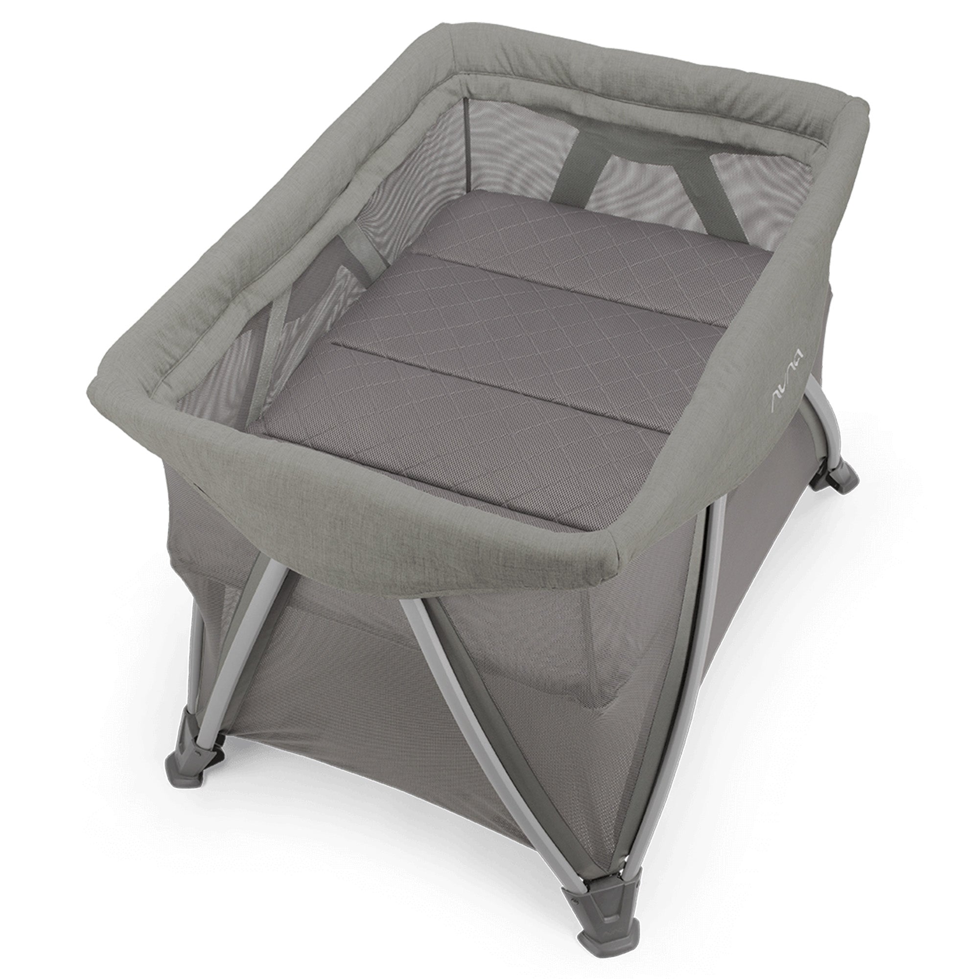 Nuna sena aire Travel Cot