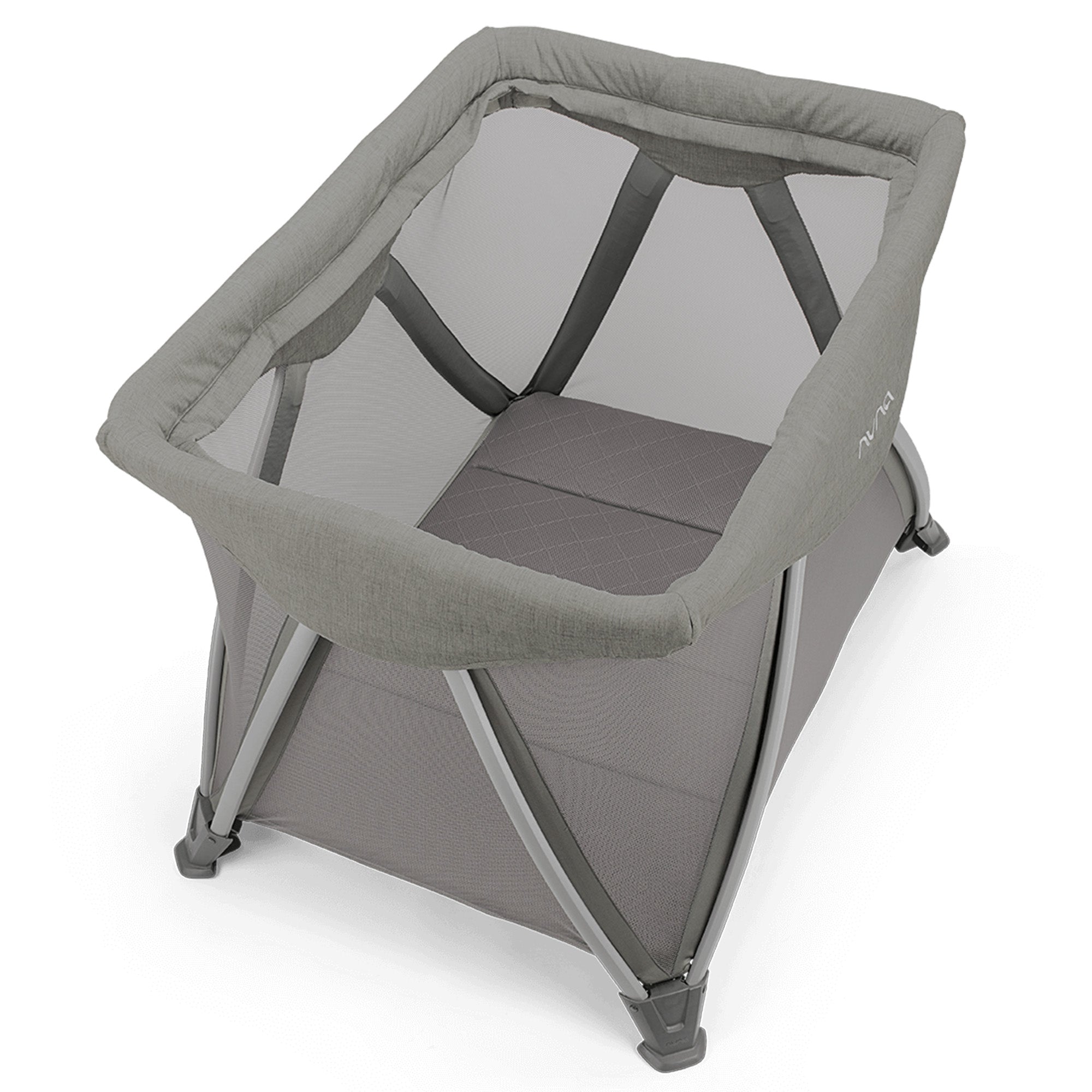 Nuna sena aire Travel Cot